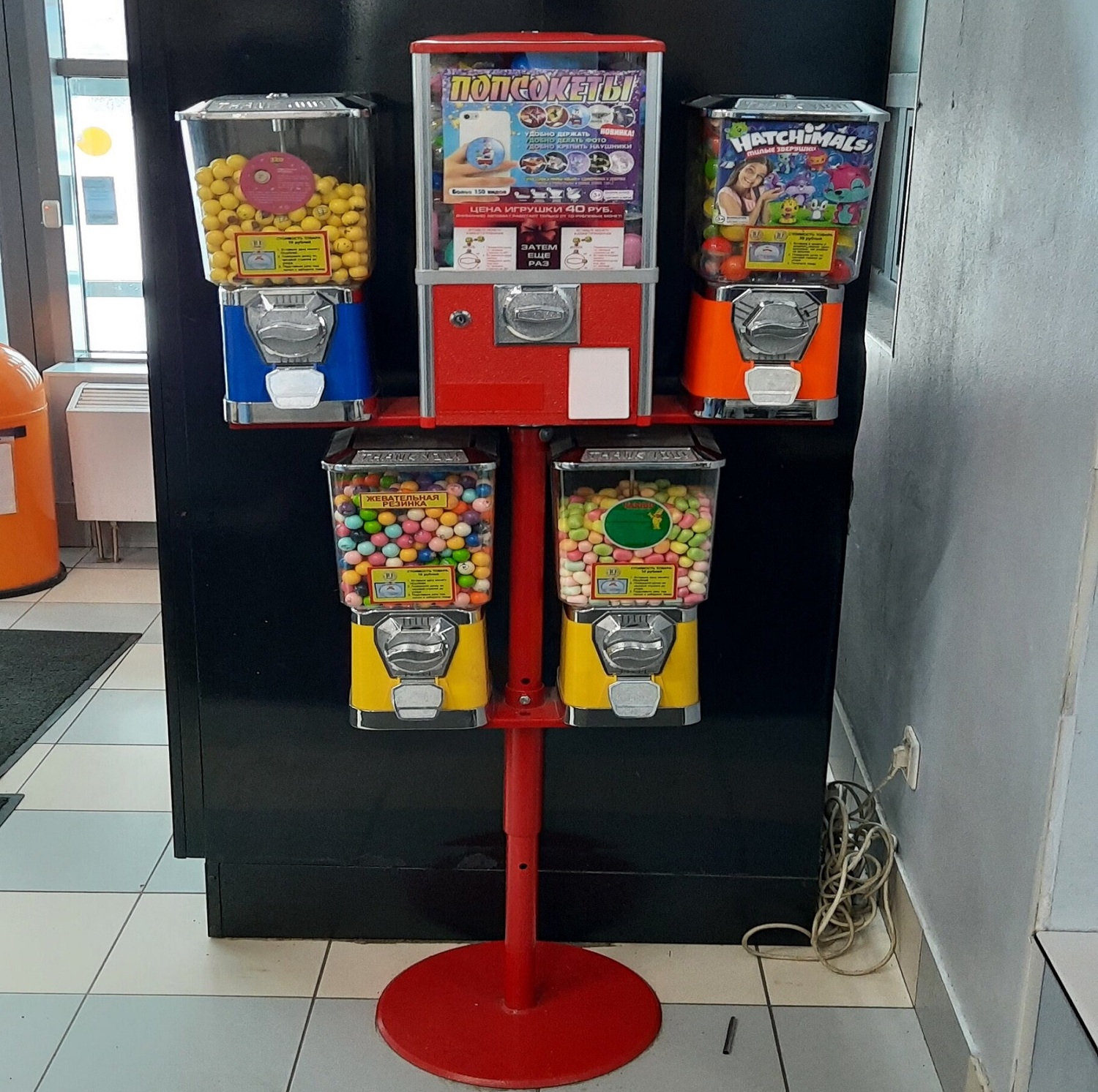 Установить комплект механических торговых автоматов в Санкт-Петербурге